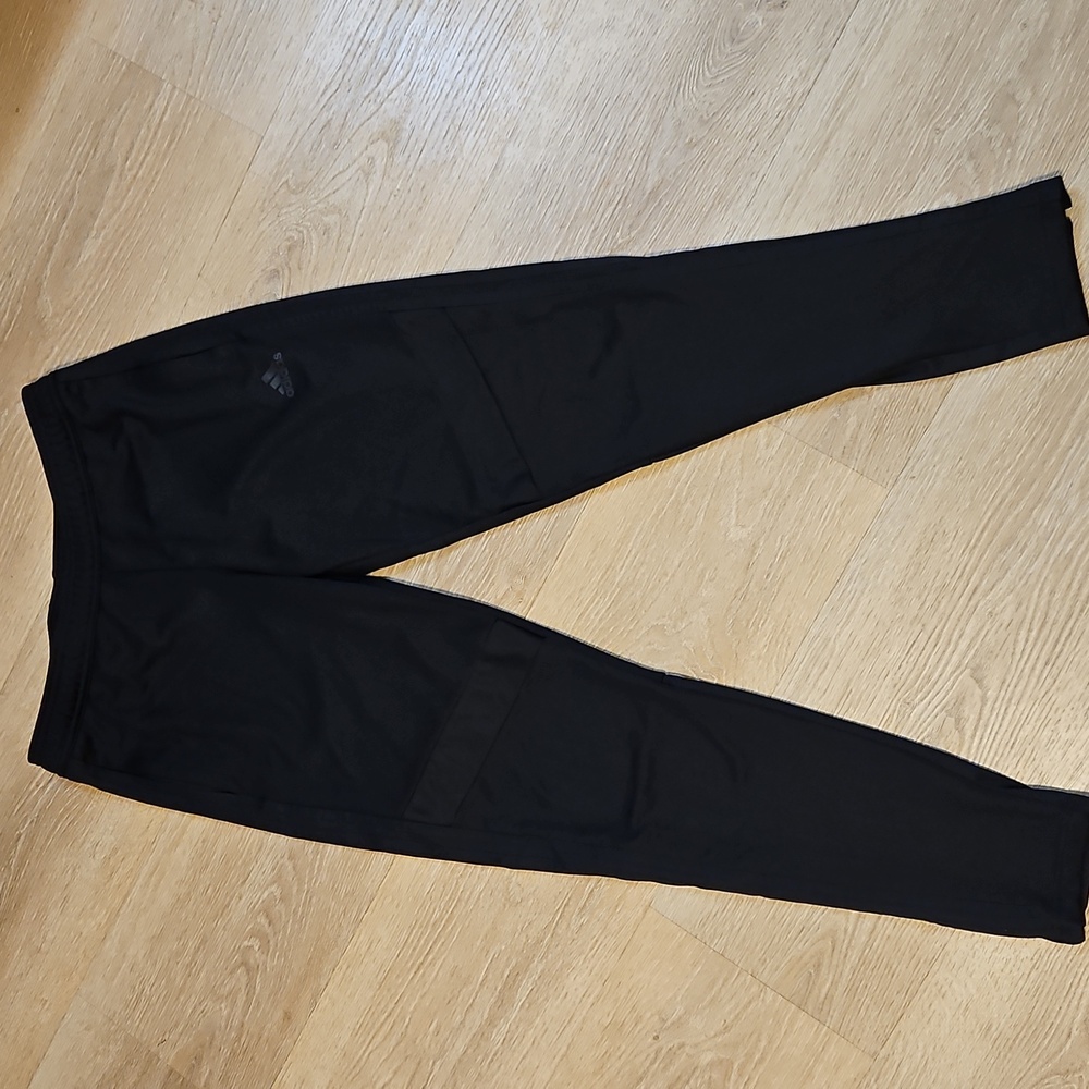 Adidas Climacool Womans Joggers | Medium